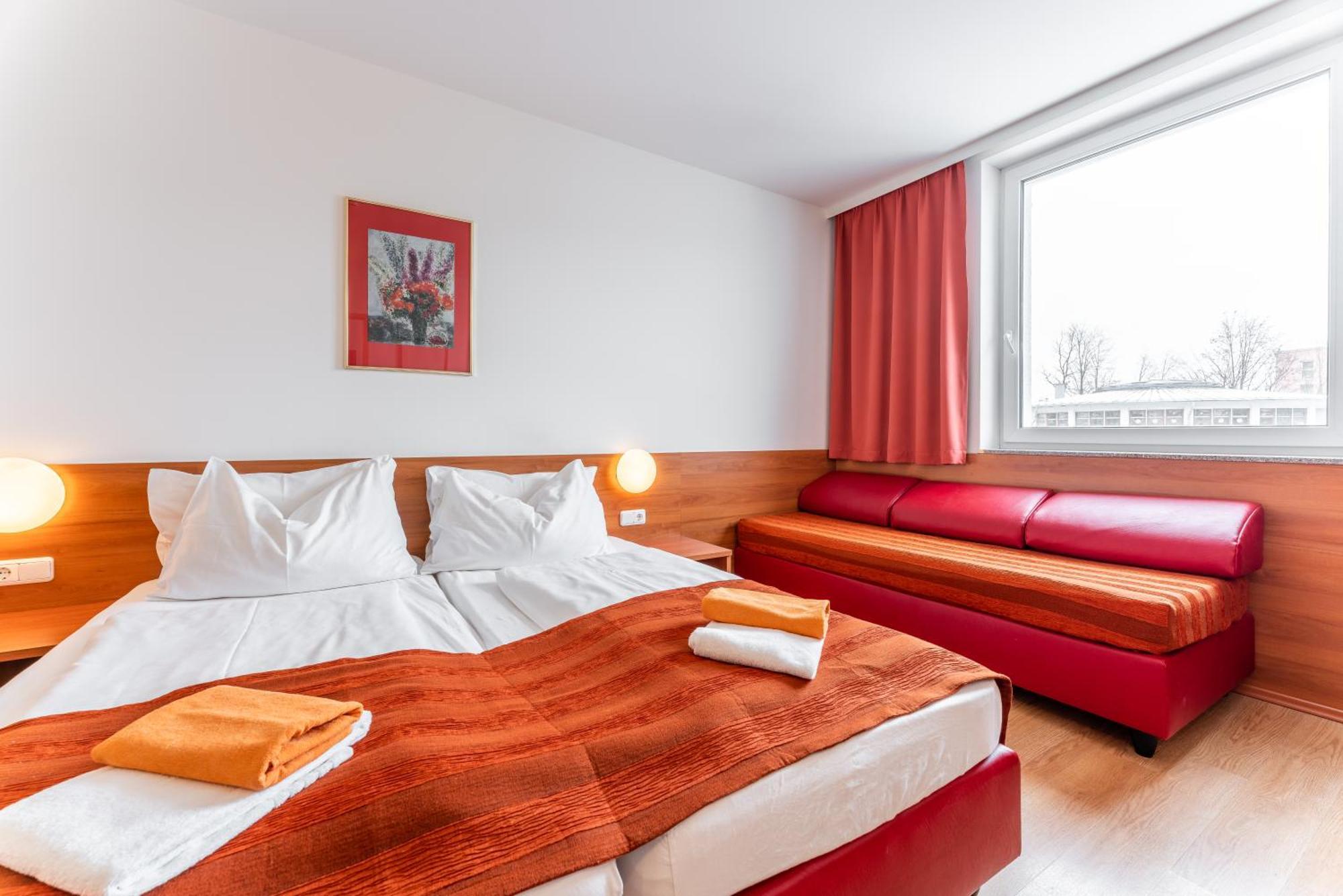 Oekotel Salzburg Messe Ngoại thất bức ảnh